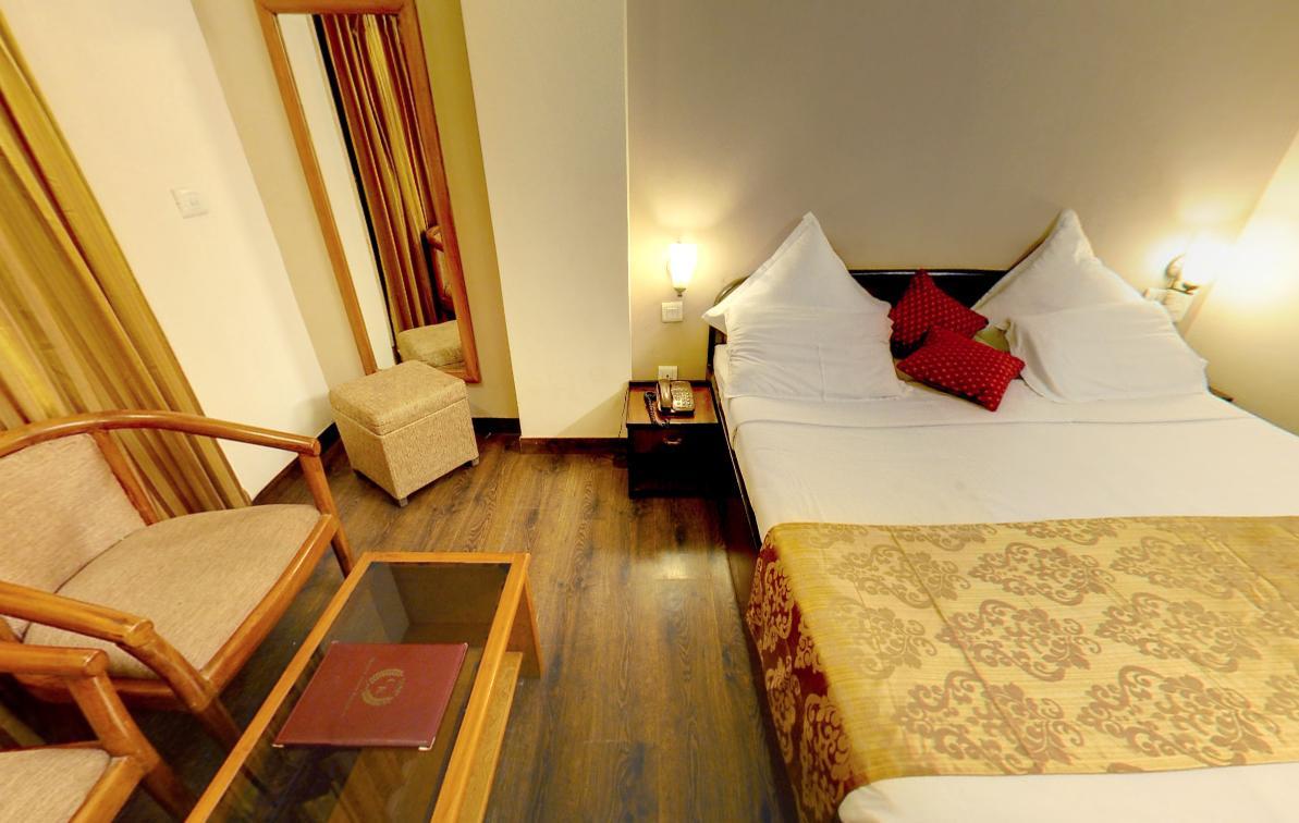 Hotel Corbett Kingdom Rāmnagar Exteriör bild